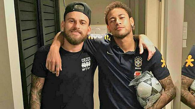 里重复着同 里重复着同